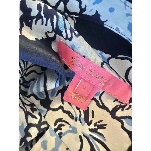 Lilly Pulitzer Size Small Farren 100% Silk Blue Floral Silk Blouse - Picture 5 of 9